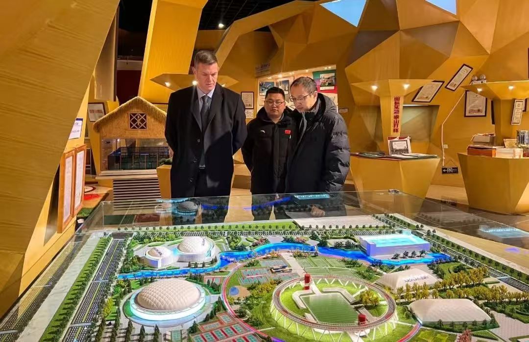 国际柔道联合会副主席卡洛斯·艾力克莅临世俱杯官网体育参观交流